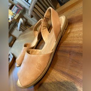 Born Leather Slingback Flats Size 8